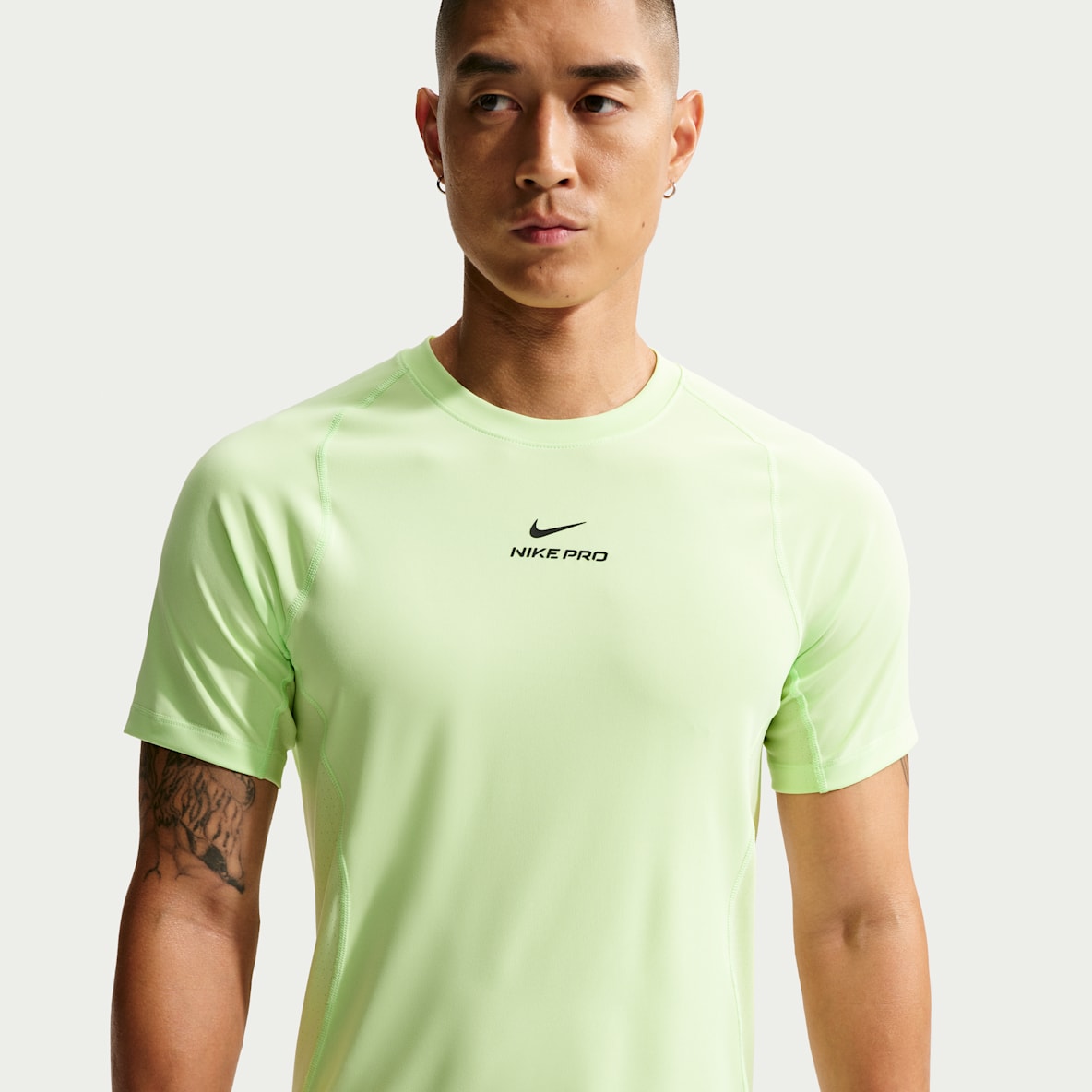 NIKE公式】 Nike Pro トップス & Tシャツ【ナイキ公式通販】